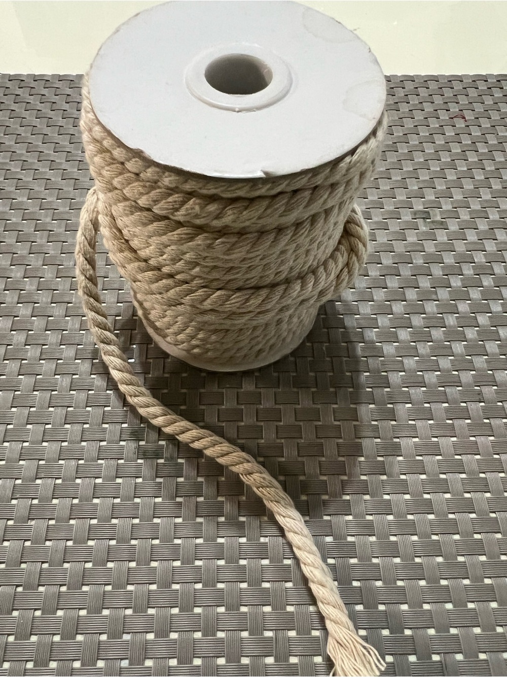 Natural Cotton Rope Spool - Neutral Cream Twisted Rope